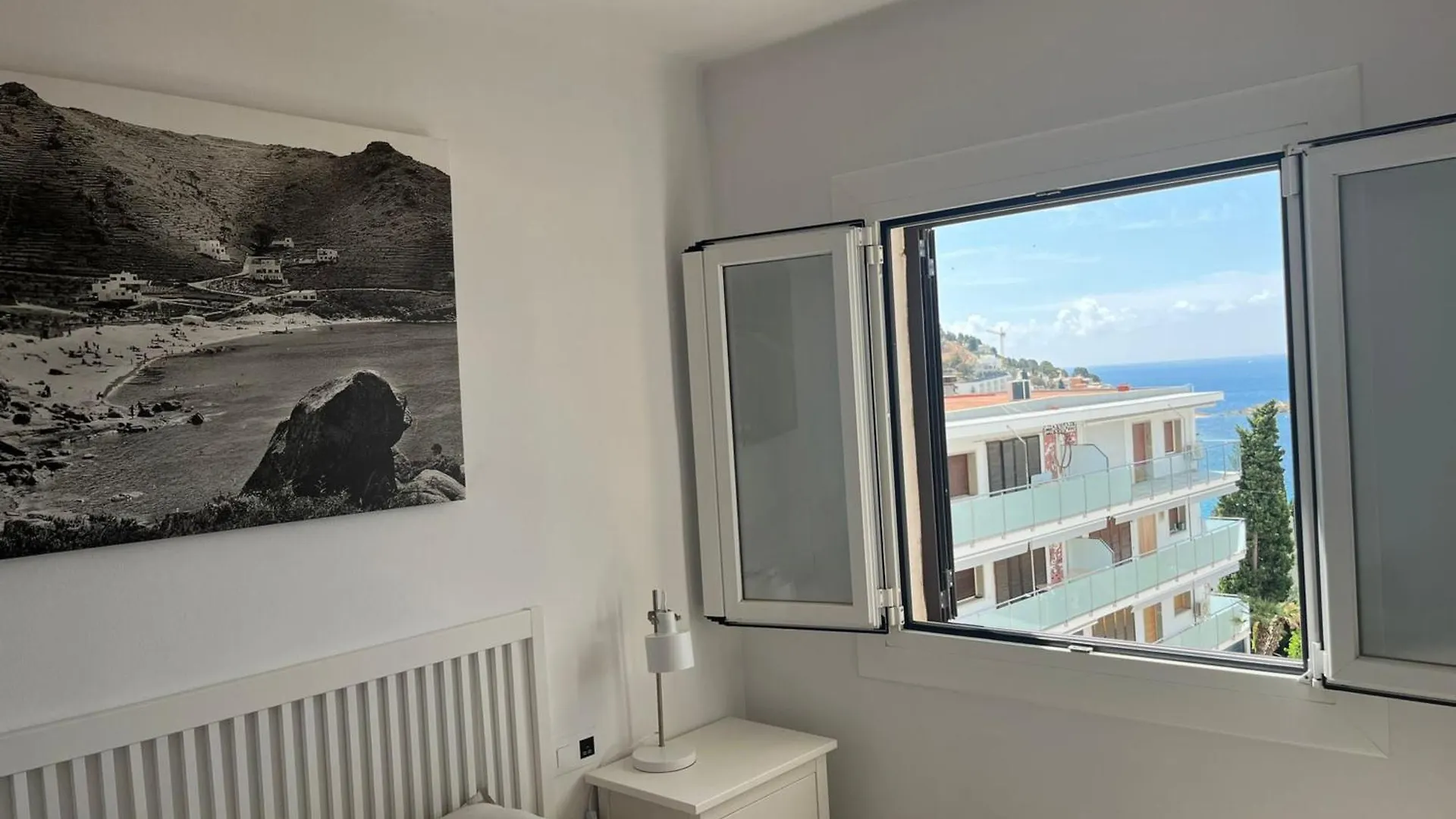 Lejlighed Solmar2 Plage A 100 M, Terrasse Vue Mer, Parking, Wi-Fi Roses